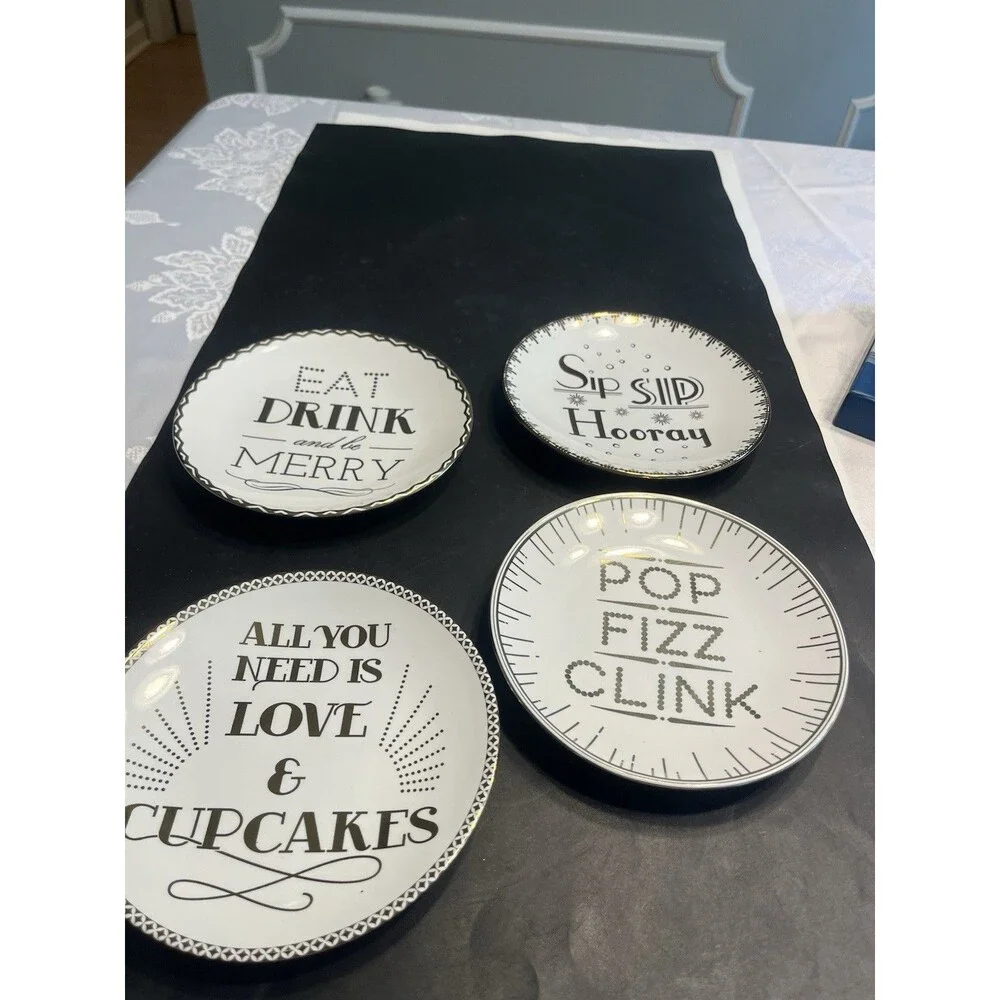 Pier 1 Imports White & Gold Appetizers / Dessert Plates 4pc New in Box